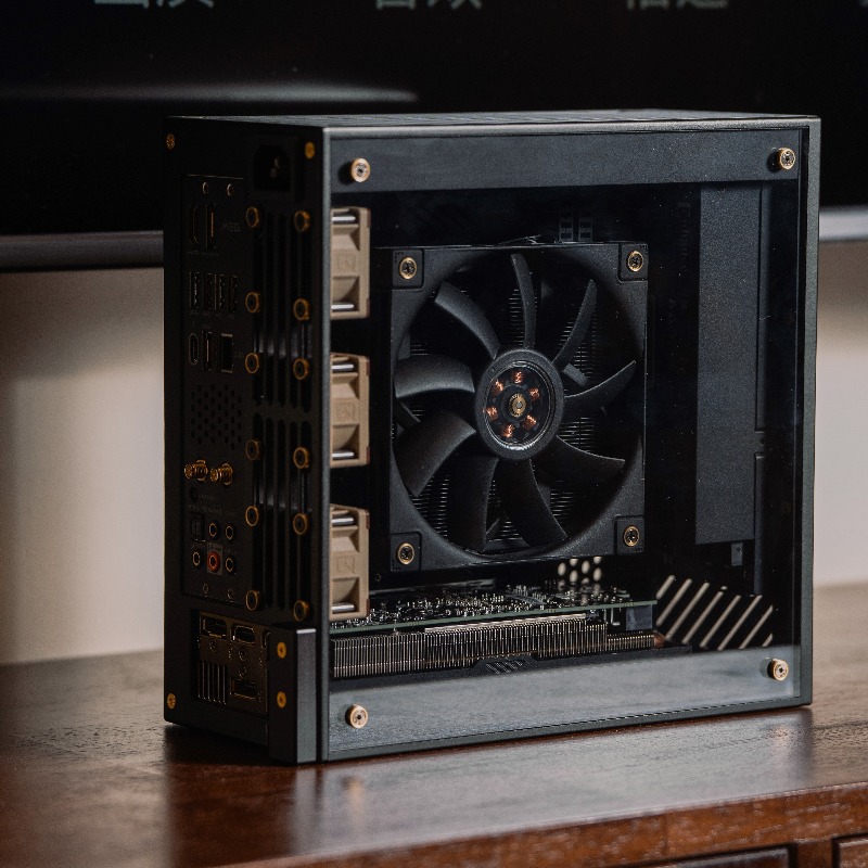 Sff Mini Itx Cnc Aluminum Chassis - Caja ITX LP P6 de Aluminio